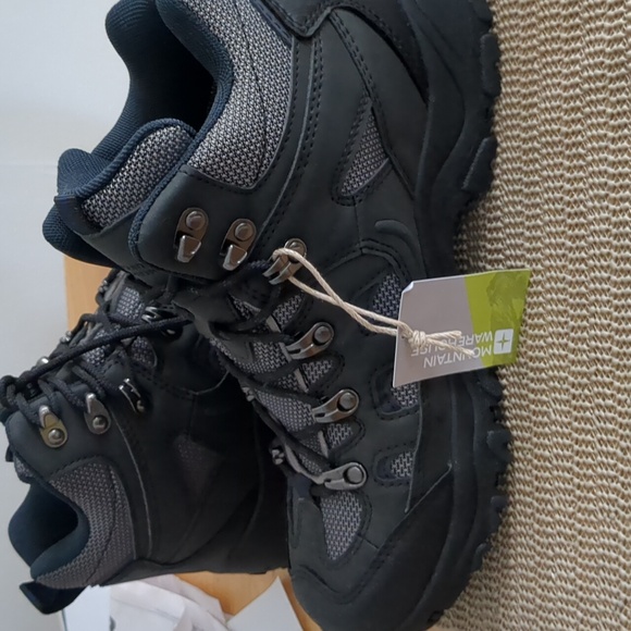 **Host Pick** Isodry Men's hiking/trail boot sz 7 New - Picture 2 of 4